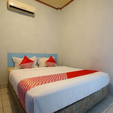 Oyo 2876 Hotel Idayu Palembang Luaran gambar