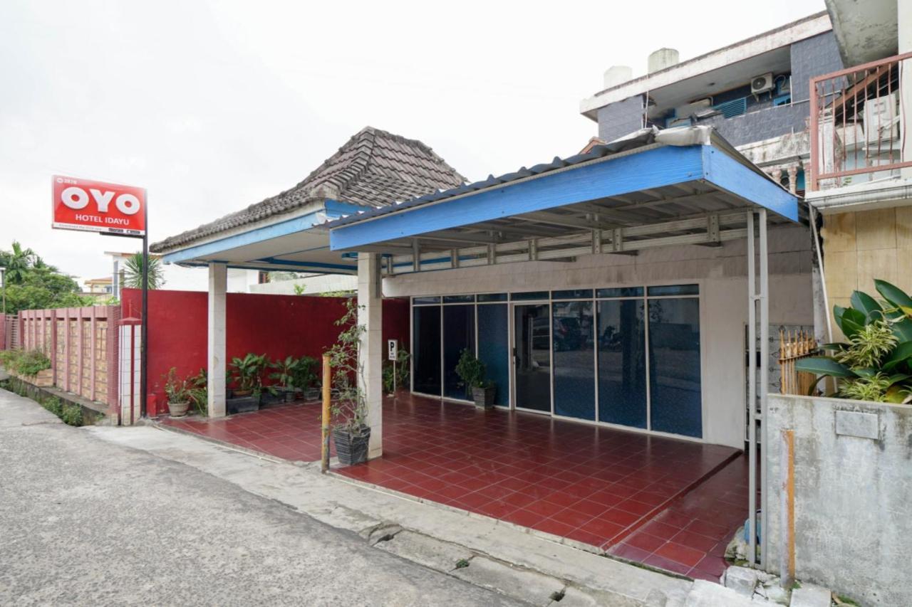 Oyo 2876 Hotel Idayu Palembang Luaran gambar