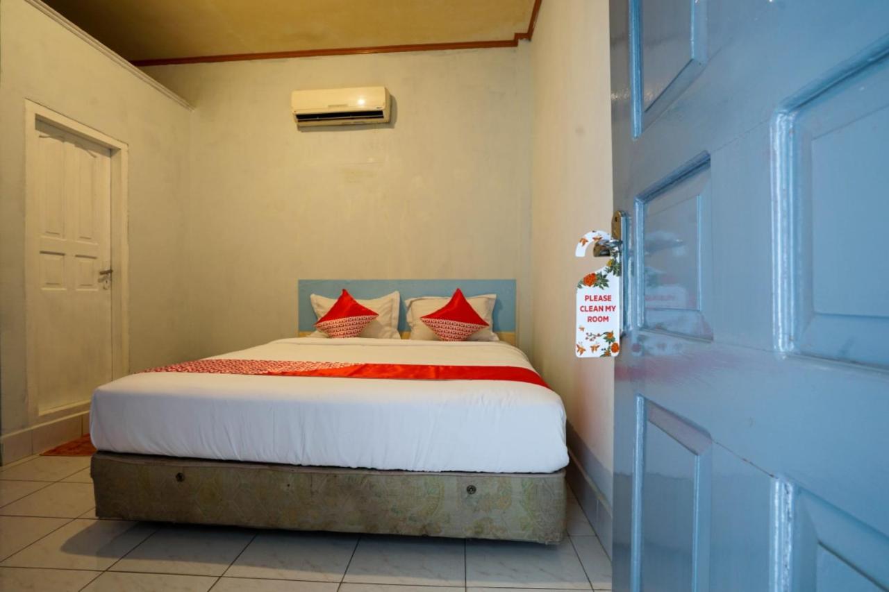 Oyo 2876 Hotel Idayu Palembang Luaran gambar