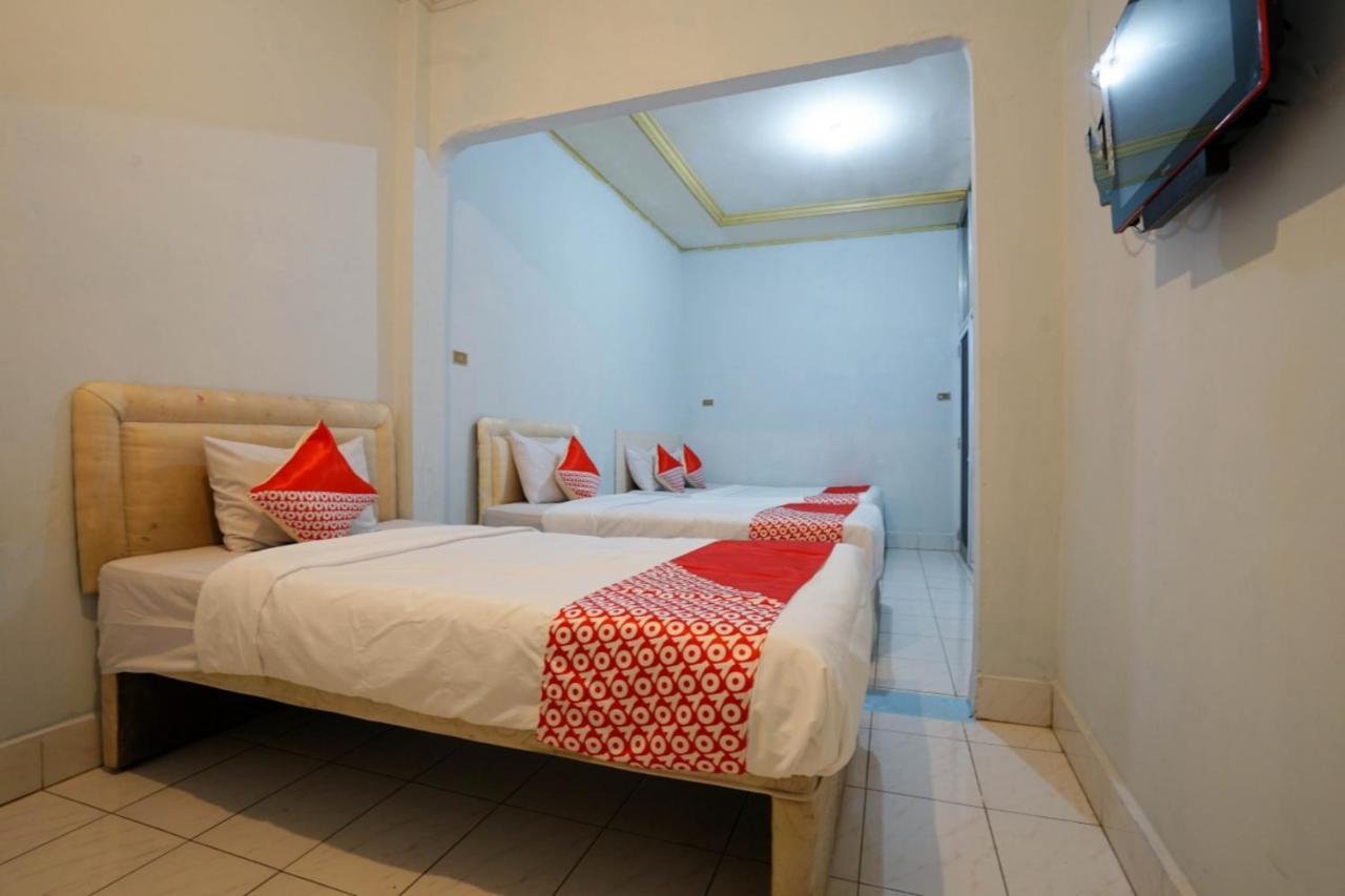 Oyo 2876 Hotel Idayu Palembang Luaran gambar