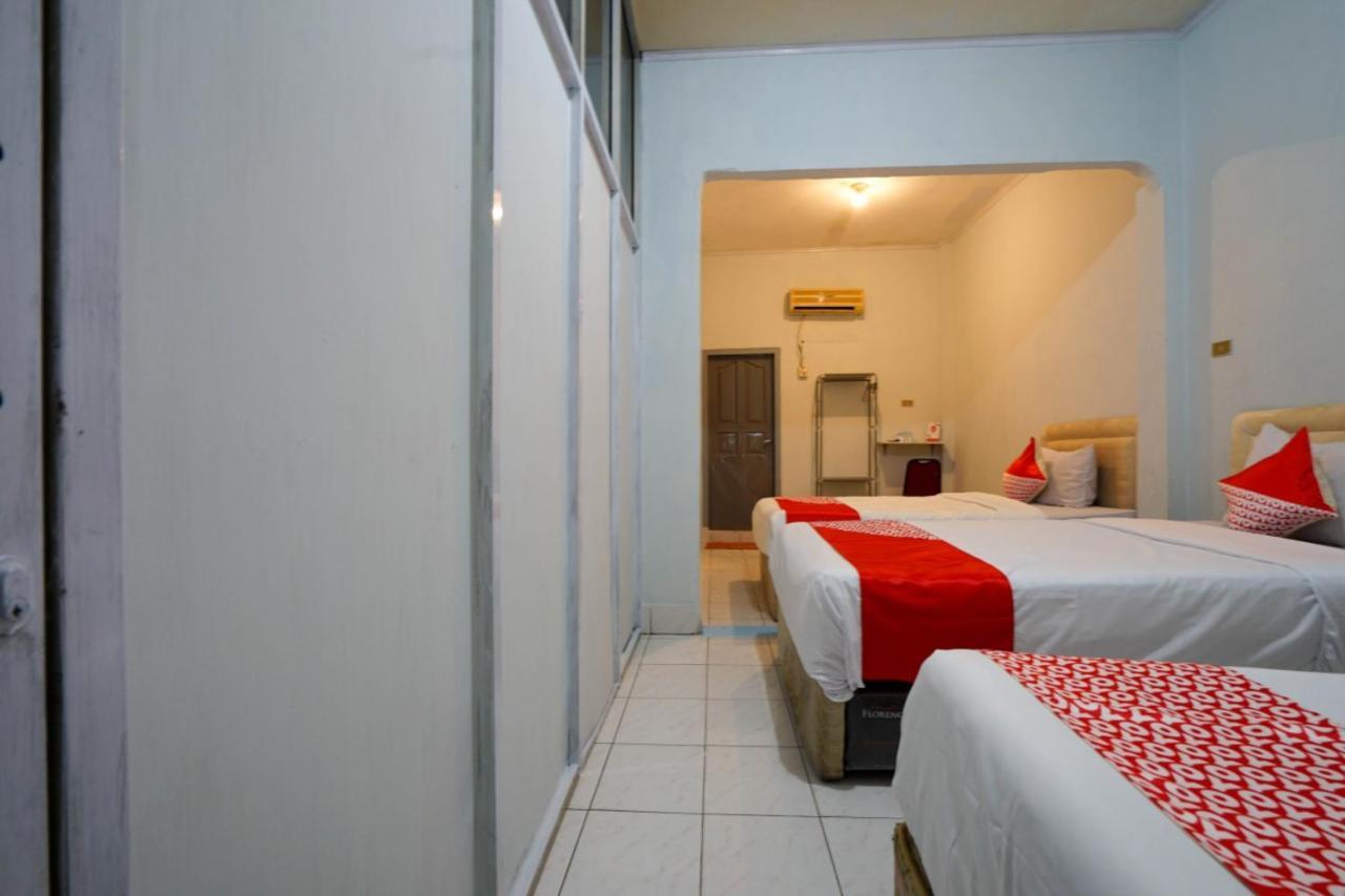 Oyo 2876 Hotel Idayu Palembang Luaran gambar