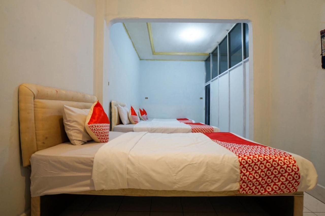 Oyo 2876 Hotel Idayu Palembang Luaran gambar